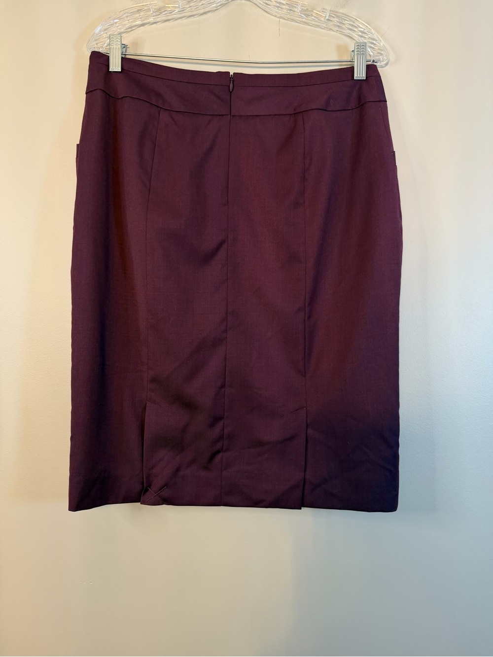 Pendleton Plum Pencil Skirt - Tailored Office Staple - Picture 4 of 8